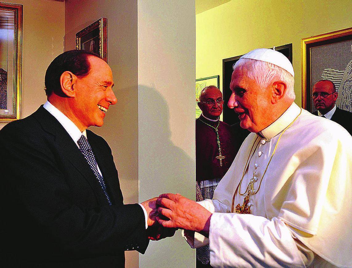 Il Papa a Berlusconi: «Più aiuti ai Paesi poveri»