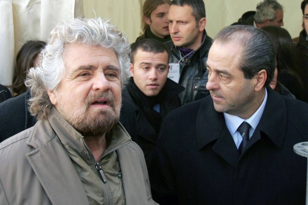 Pd, Grillo: "Sono solo dei fossili"