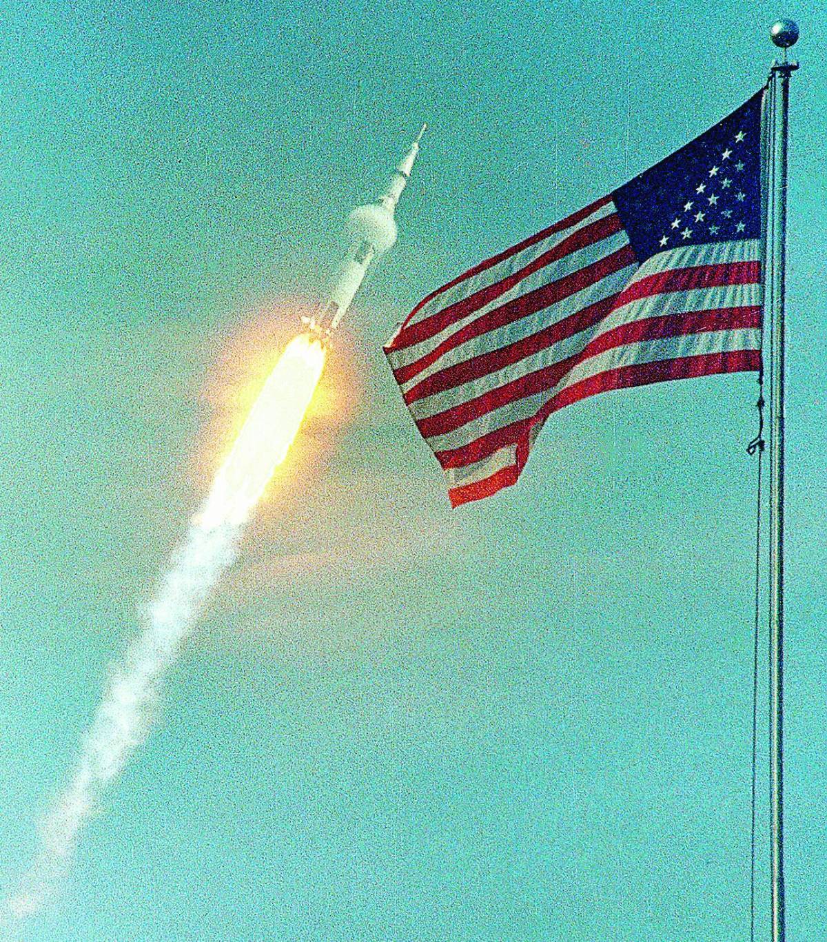 Dalla Luna alla Terra il volo in retromarcia del sogno spaziale Usa