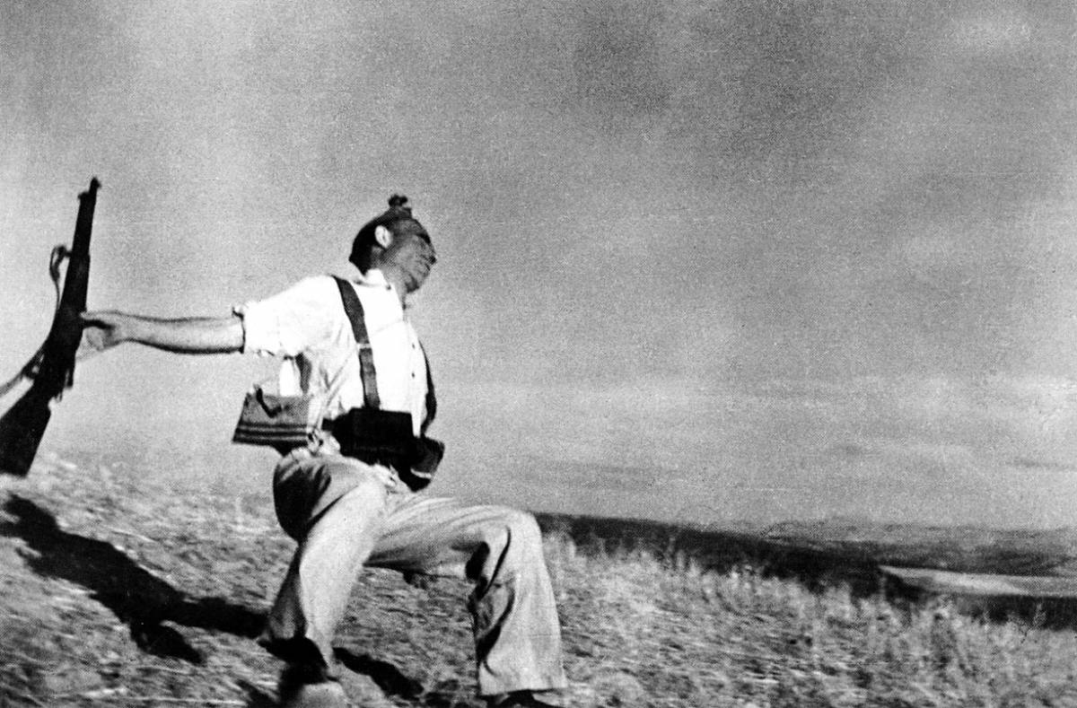 Robert Capa impostore? 
il mistero del "miliziano"