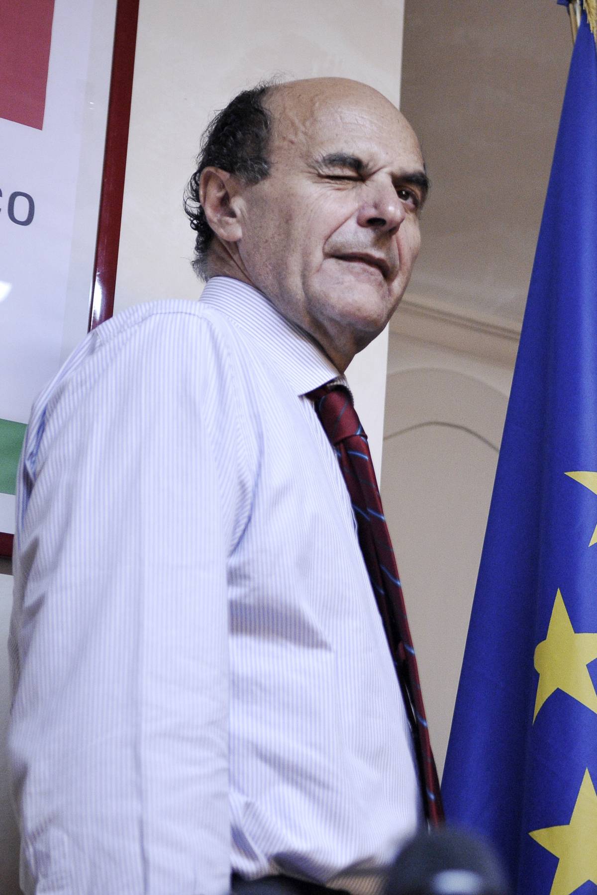 Bersani, "homo sovieticus" che si maschera da Vasco