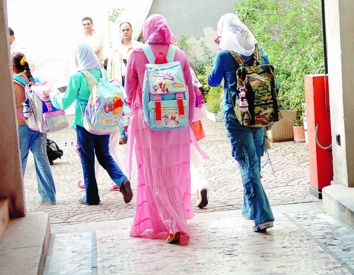 Sfrattata da via Ventura la scuola araba «Il Comune ci trovi una sede più grande»