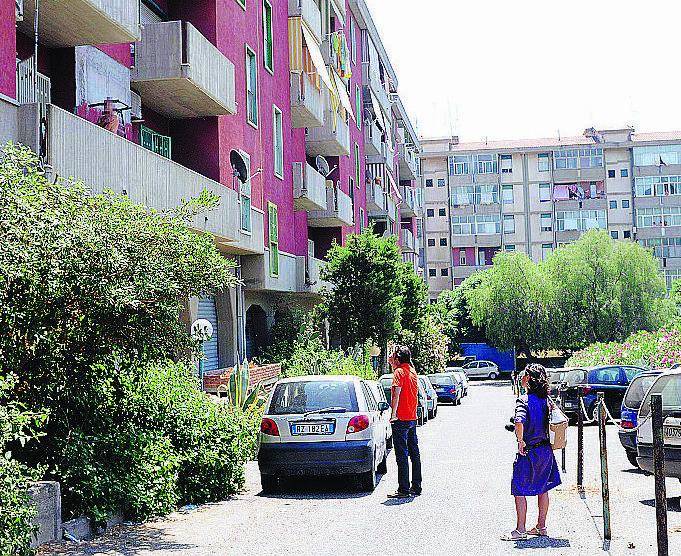 «Piangi troppo». E strangola la sua bimba