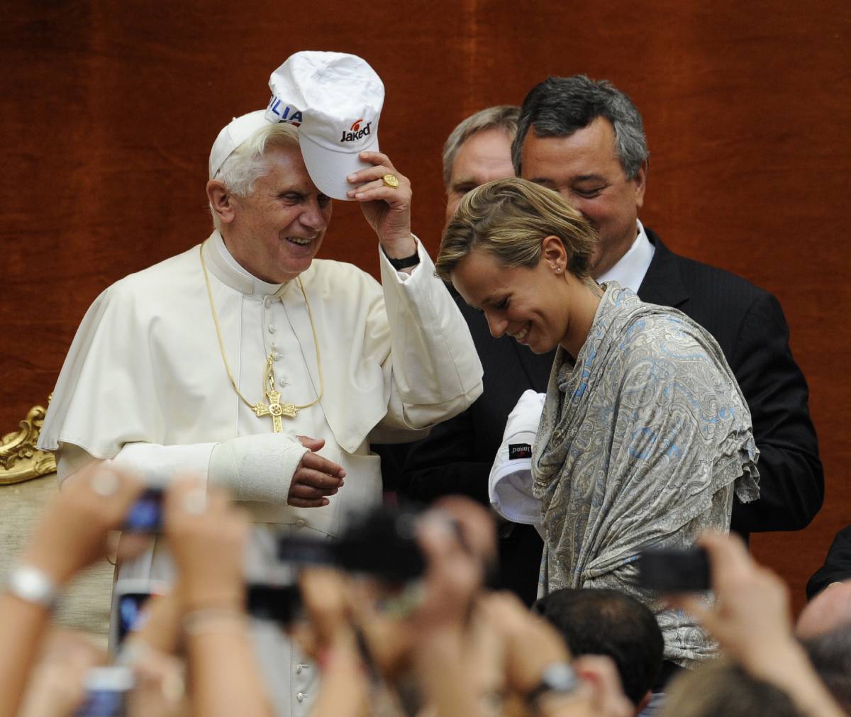 Il Papa ai campioni di nuoto:  
"Siete modello per i coetanei"