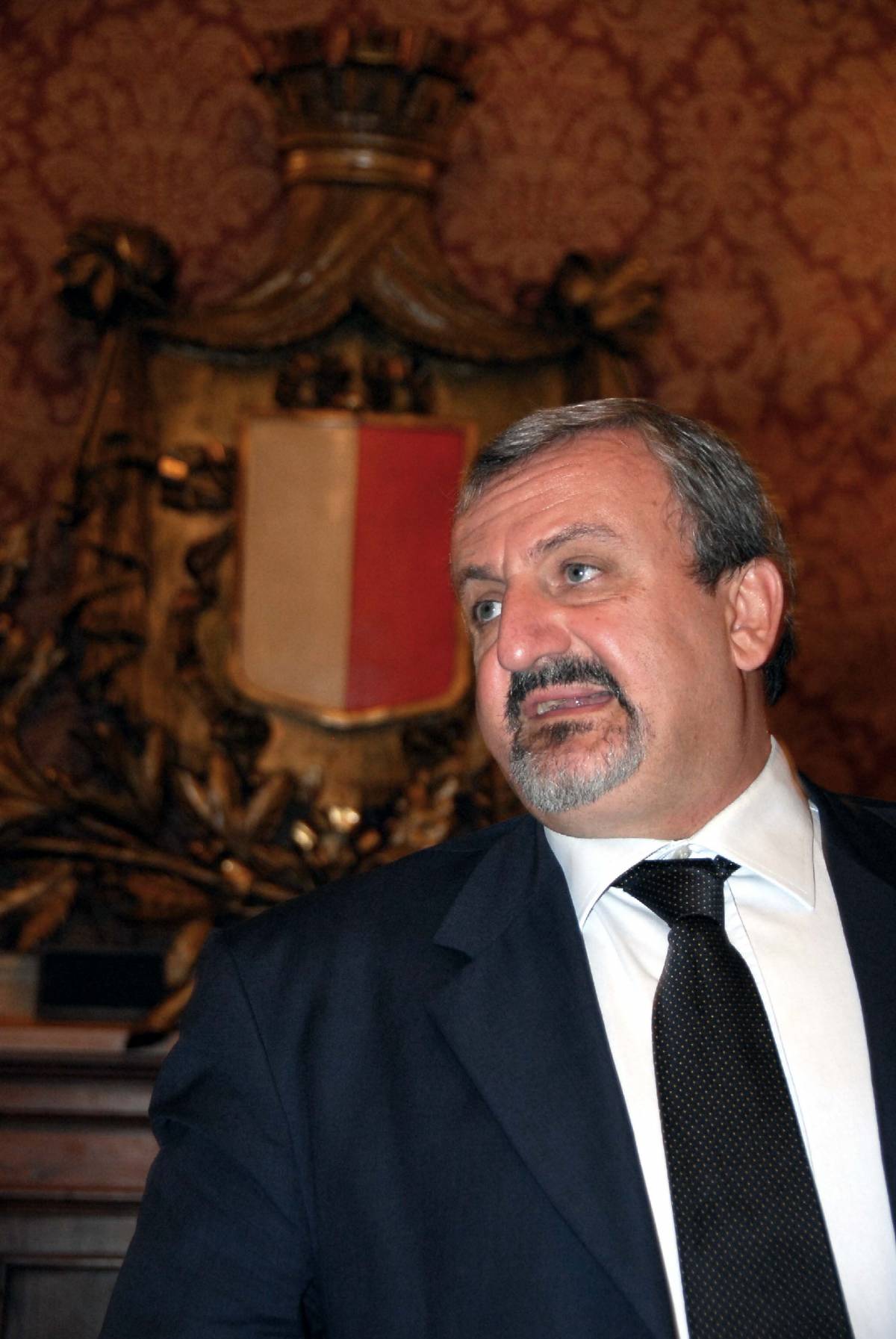 Bari, Il sindaco Emiliano 
accusa gli ex colleghi pm: 
"Non sono all’altezza"