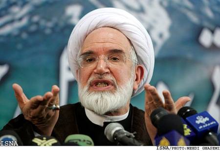 Iran, Karoubi accusa il regime: 
"Manifestanti stuprati in carcere"