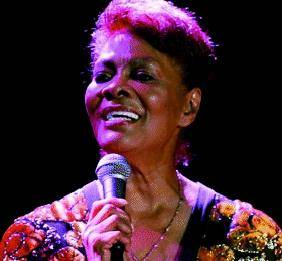 Bordighera La voce  di Dionne Warwick apre il «Jazz & Blues»