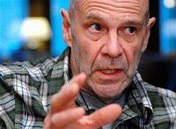 John Simenon: "Mio padre? Una piccola multinazionale"