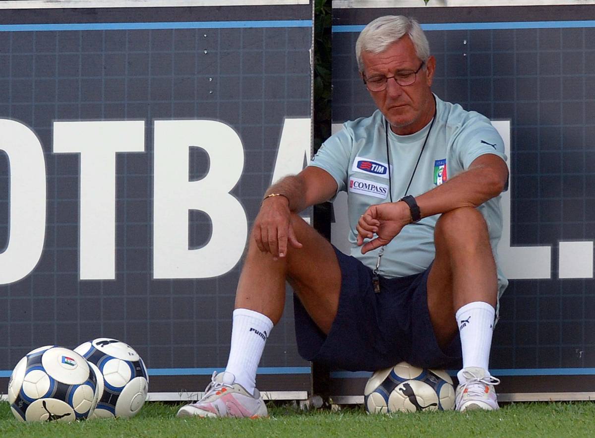 Italia, tutta l'ira di Lippi: 
"Di noi non frega nulla"