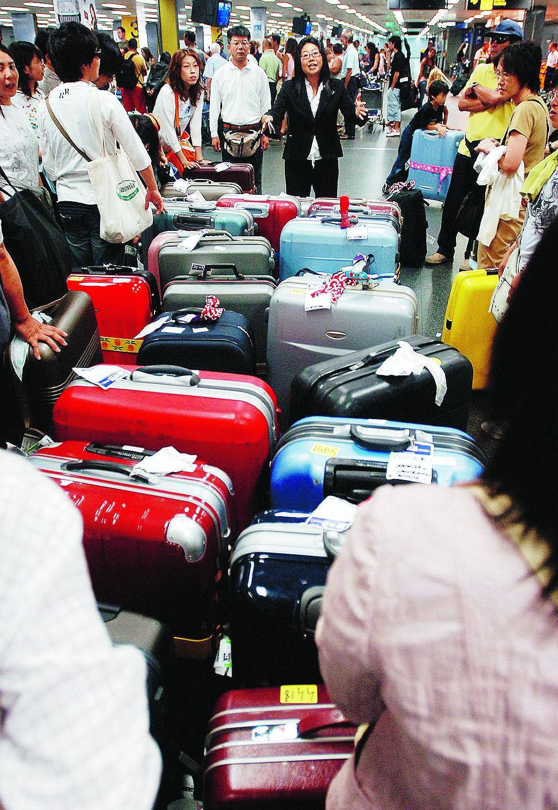 A Linate solo in agosto 2.500 valigie sparite «Tante denunce-truffa»