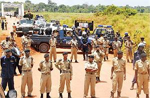 In Uganda battaglia 
per l'offesa a un re