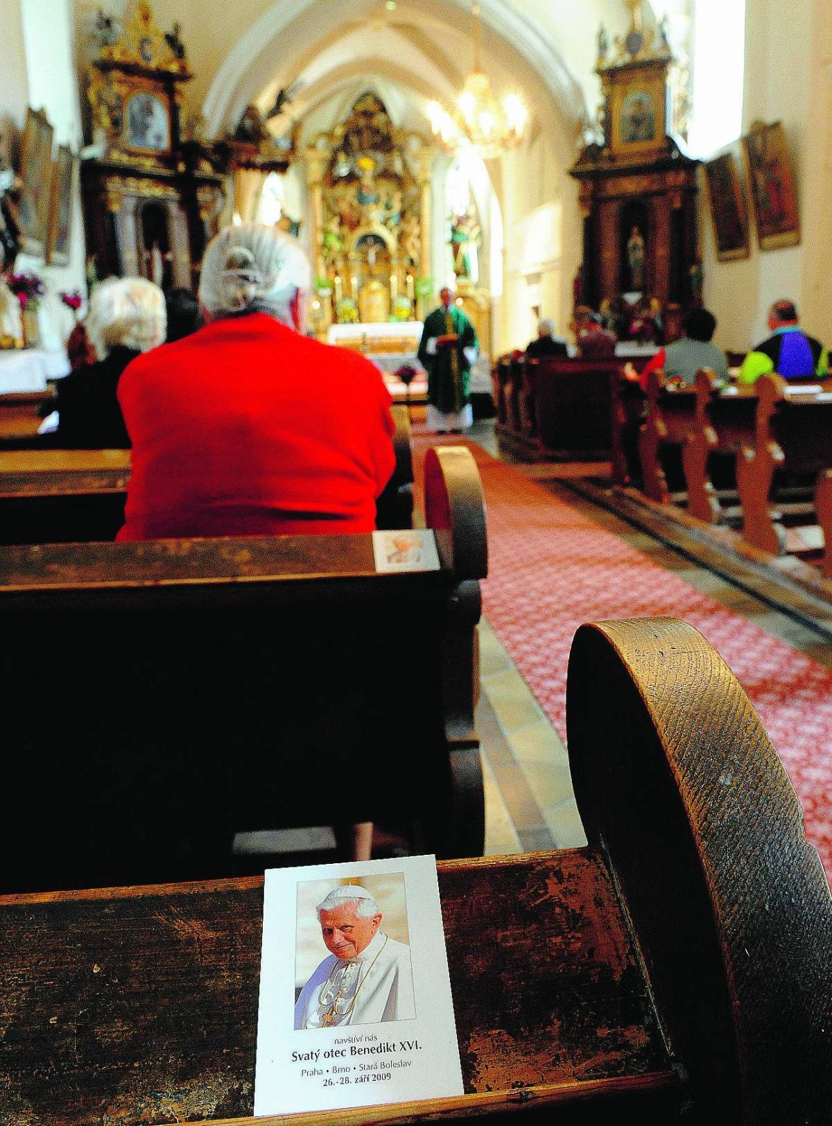 Il Papa in missione nel Paese meno cristiano d’Europa