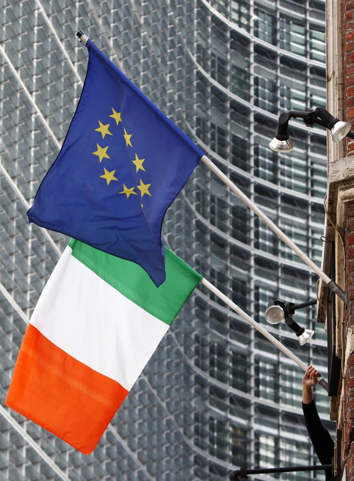Ue, il sì dell’Irlanda  
al Trattato di Lisbona  
apre la strada a Blair