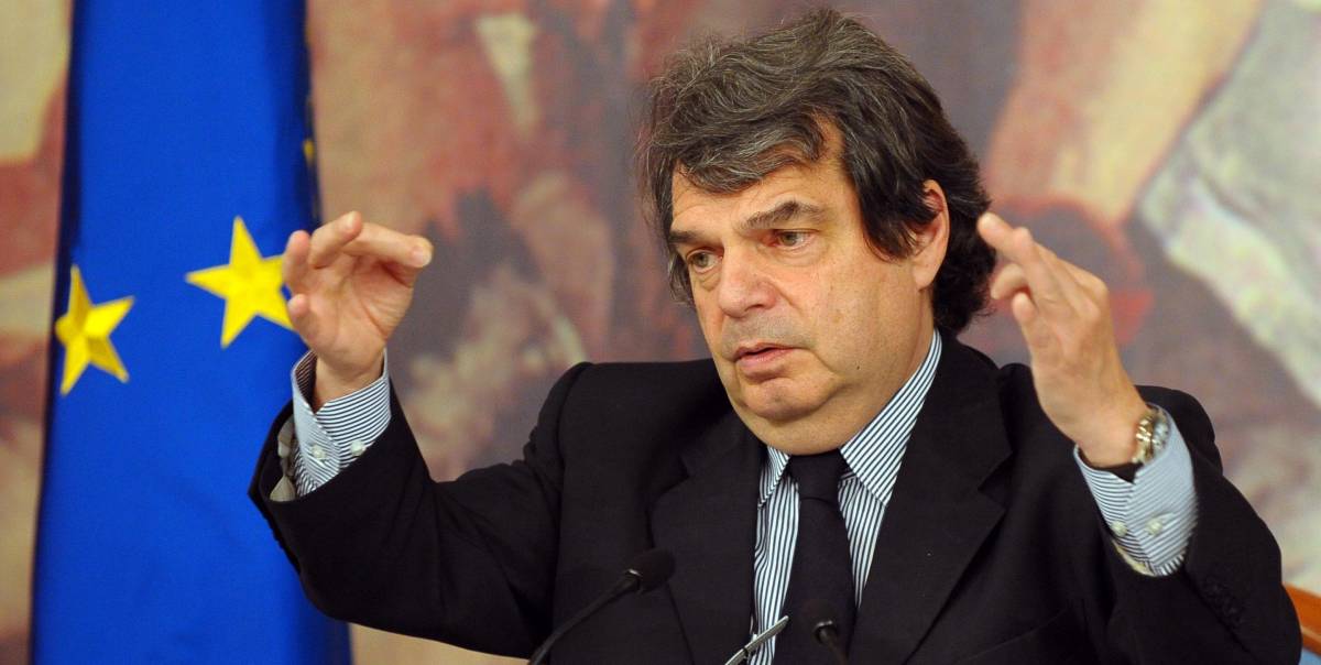 Brunetta rilancia: «La stampa dichiari  se usa soldi pubblici»