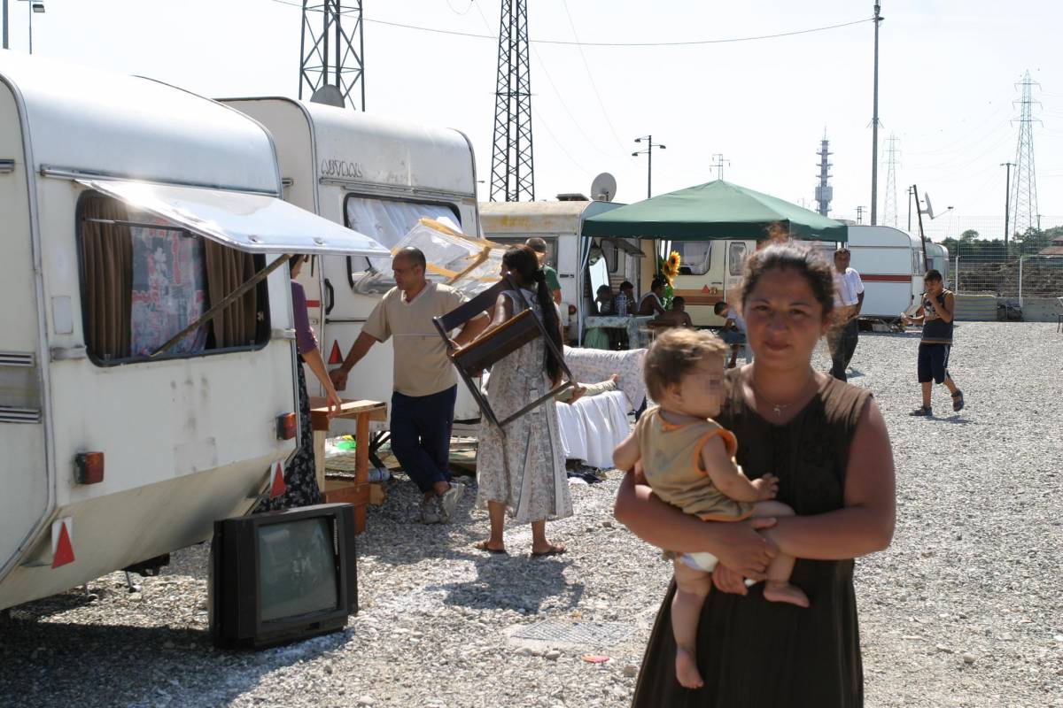 Reggio, sindaco choc: 
città piena di campi rom