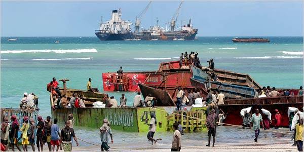 Il presidente somalo: "Amnistia per i giovani pirati"