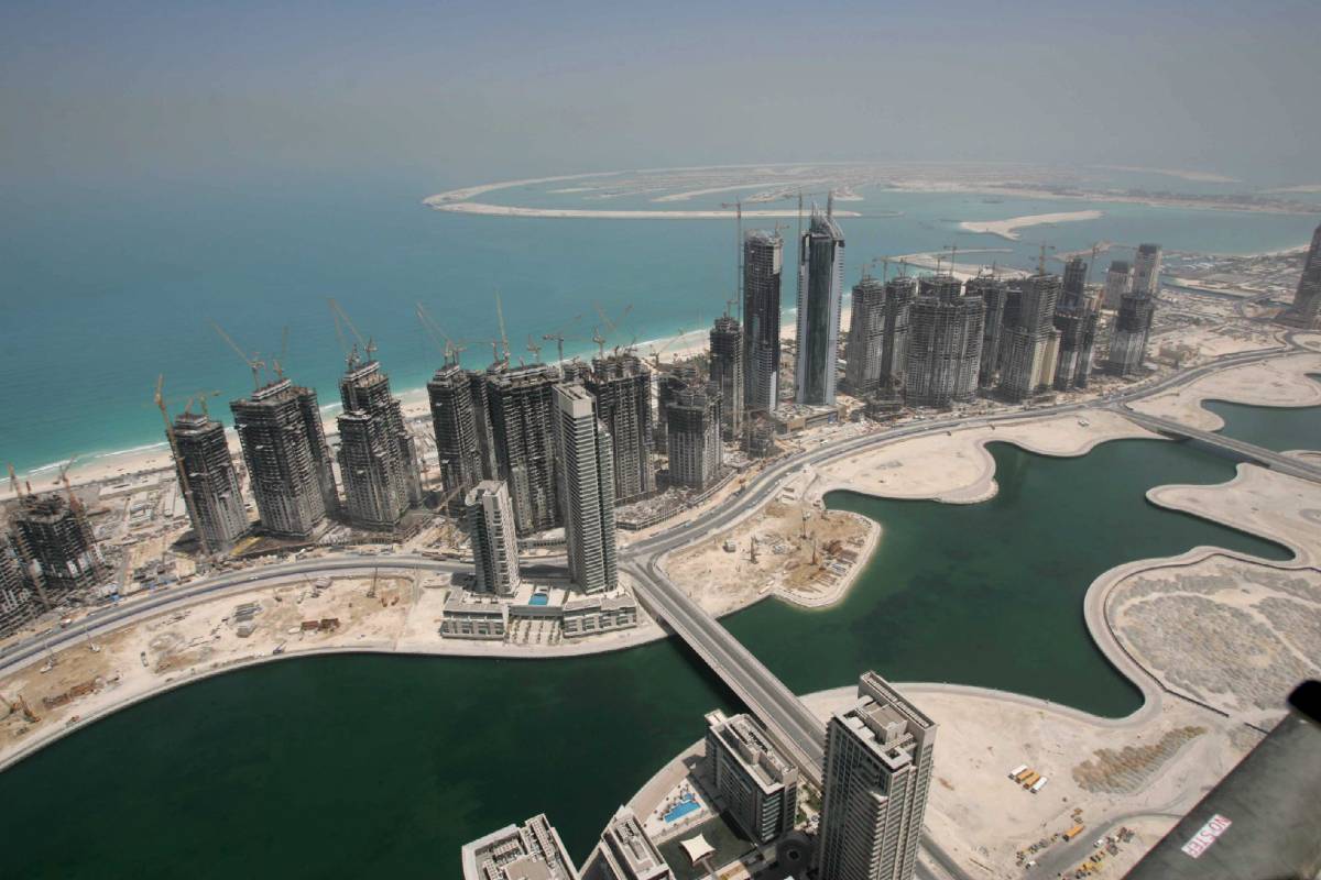Collasso Dubai World 
affonda anche l'Asia: 
si teme un'altra bolla