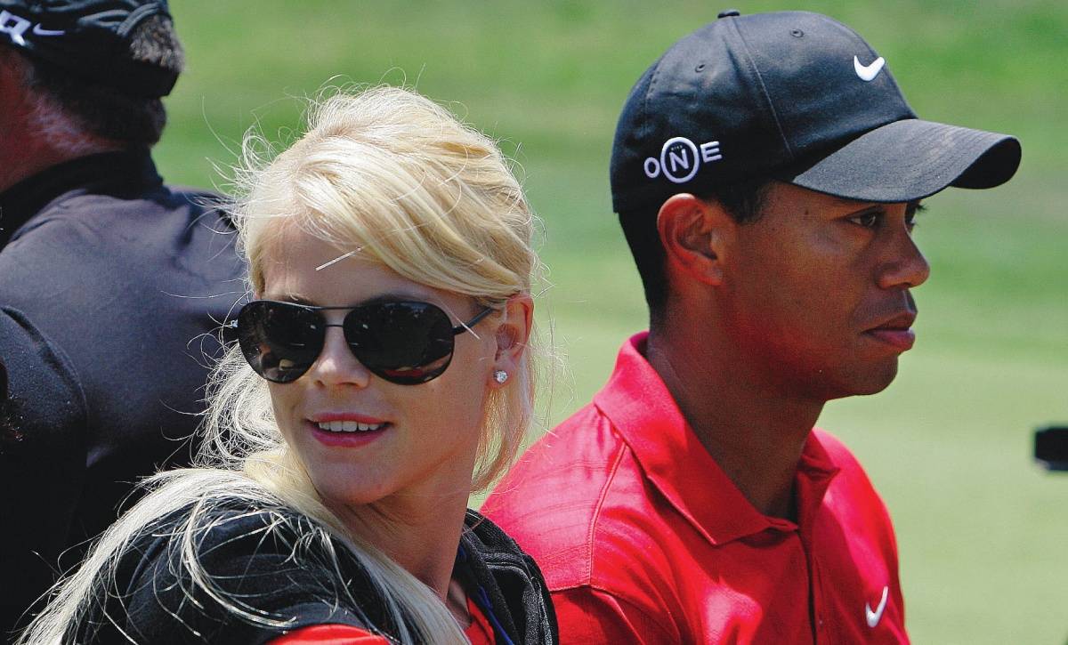 Tiger Woods preso 
a "mazzate" dalla moglie