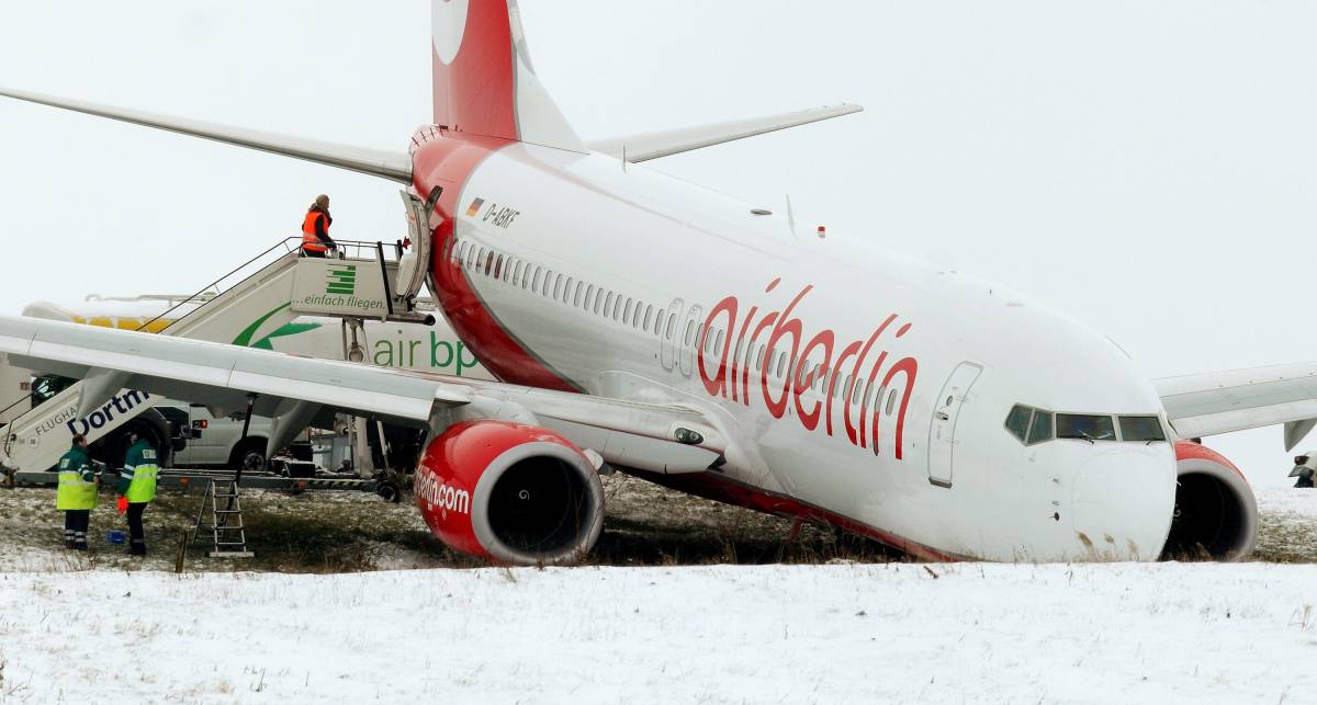 Dortmund, un aereo 
fuori pista al decollo