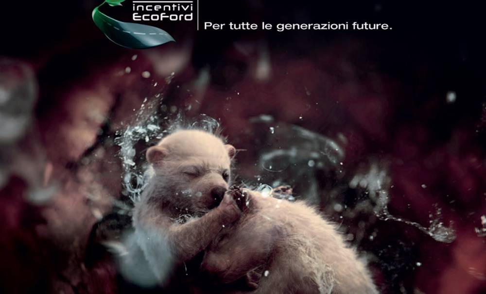 Dall’auto esce uno spot contro l’aborto