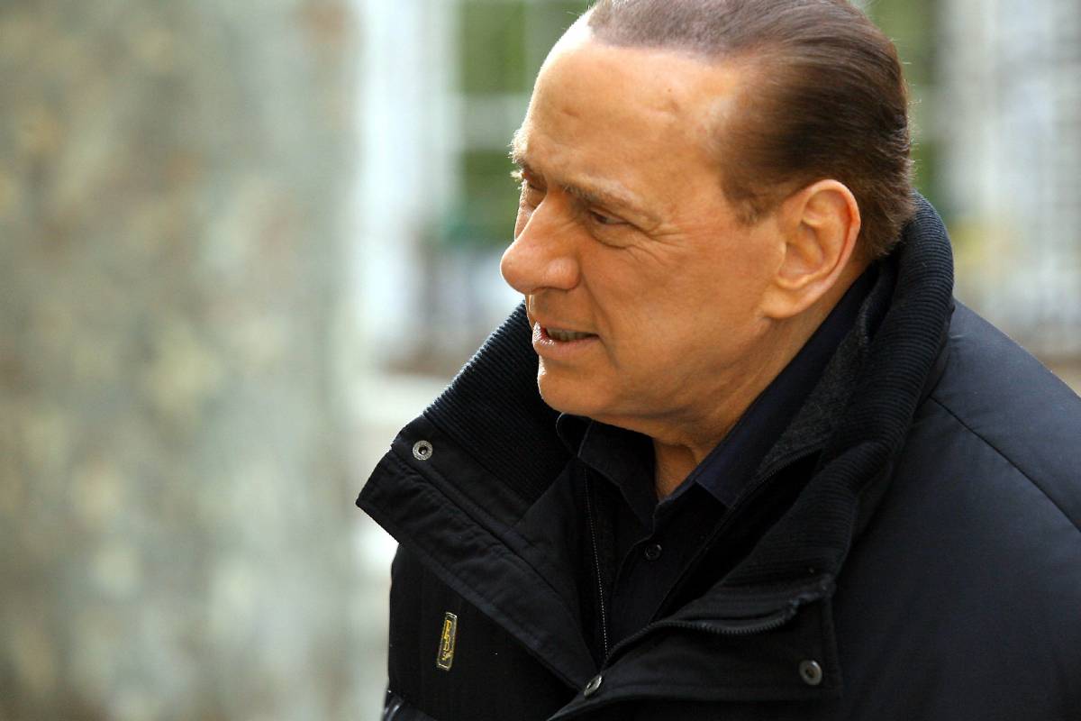 Berlusconi: "Entro 
tre mesi, sconti 
fiscali per le famiglie"