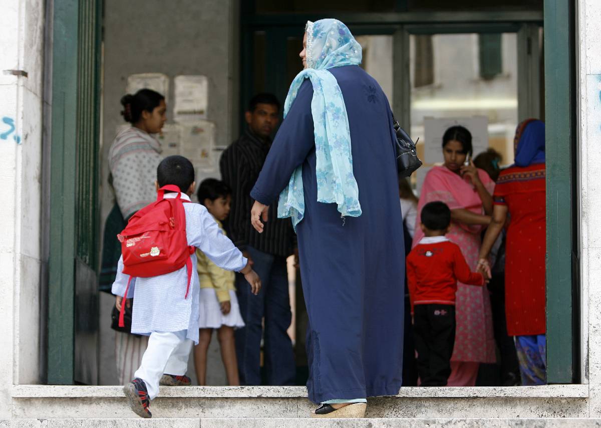 Scuola, la Gelmini: 
stranieri nati in Italia 
fuori dal tetto del 30%