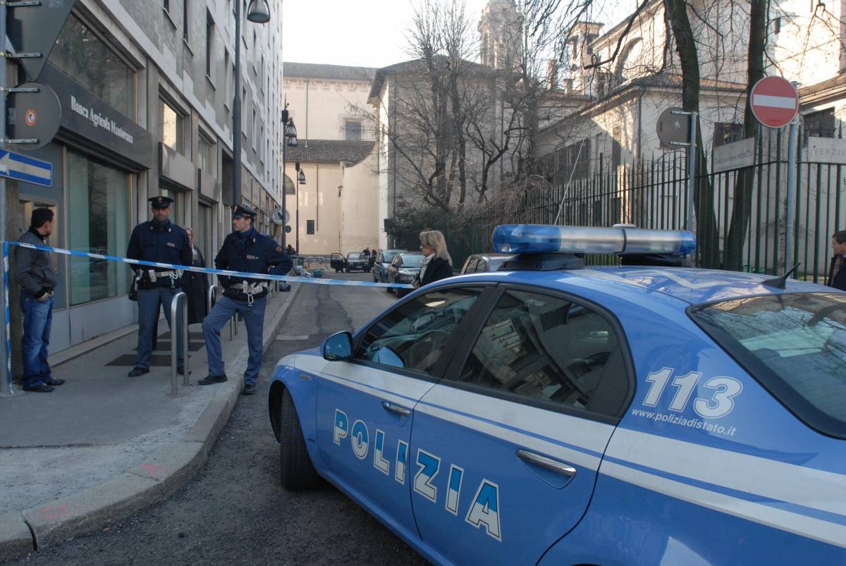 Blitz anti 'ndrangheta 
17 arresti a Rosarno 
Base anche a Bologna