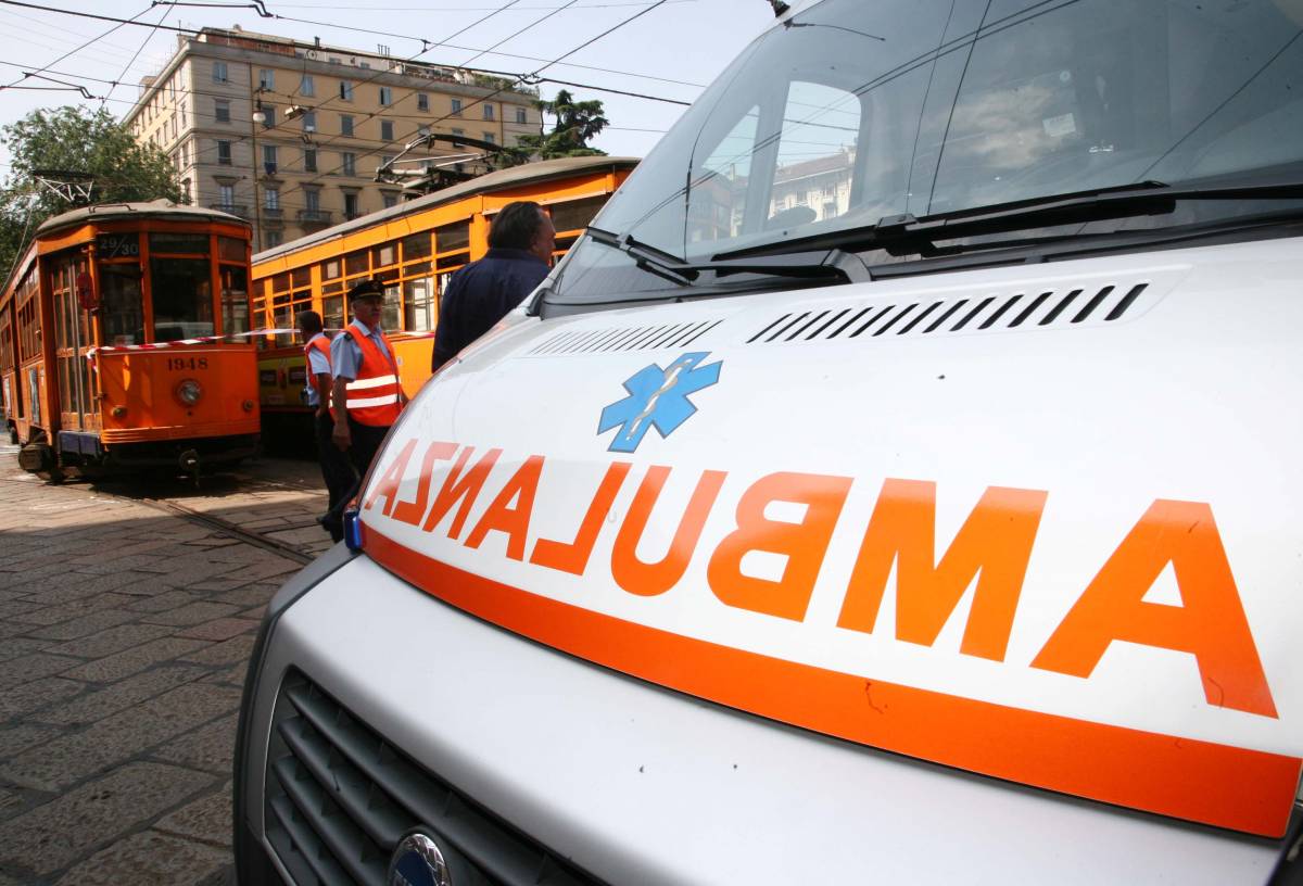 Milano, scontro fra tram: 10 feriti