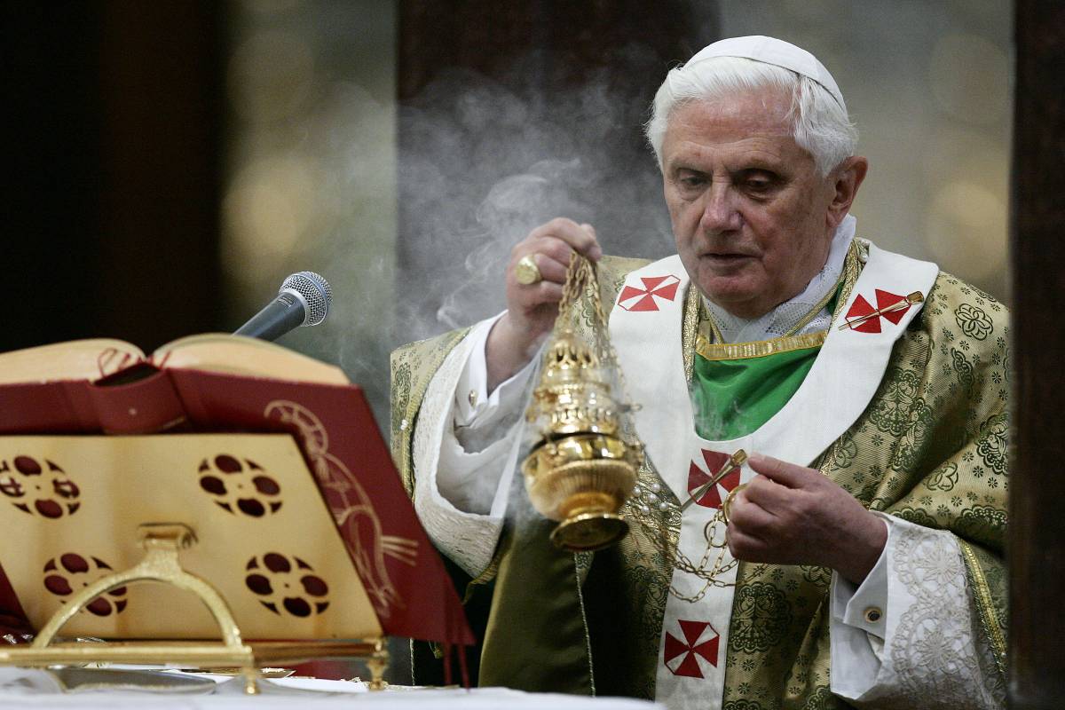 Benedetto XVI ricorda: 
"Io sfuggito ai pericoli 
del dominio nazista"