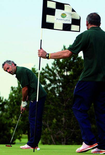 I professori del Tigullio tornano a scuola per insegnare il golf agli studenti