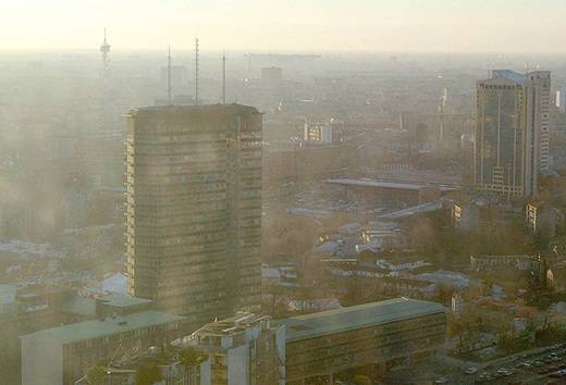 Smog, appello del sindaco: 
"Abbassate i caloriferi"