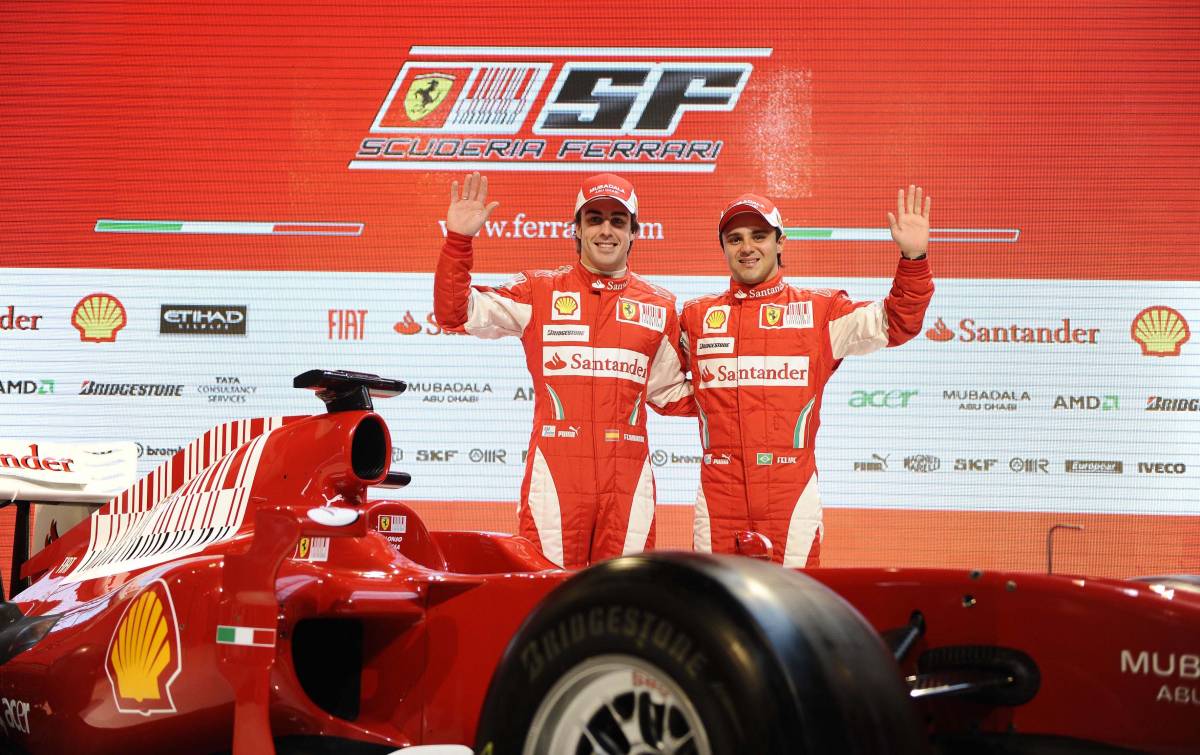 Ferrari, ecco la nuova F10 
I piloti: "Vogliamo vincere"