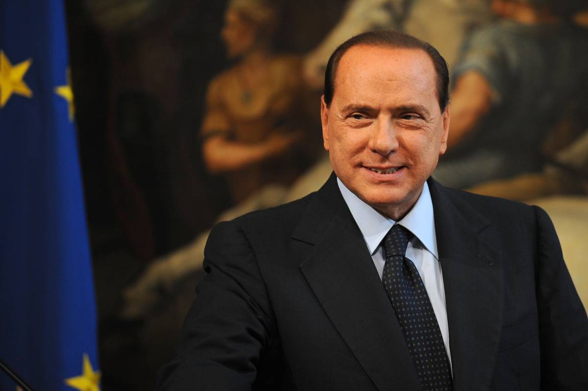 Berlusconi in Israele: "Stop agli insediamenti"