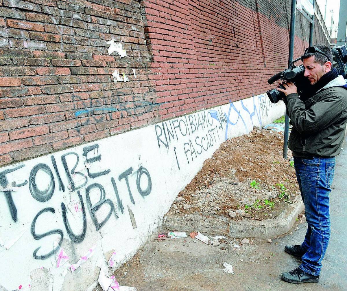 Scritte inneggianti alle foibe: unanime il coro di condanna