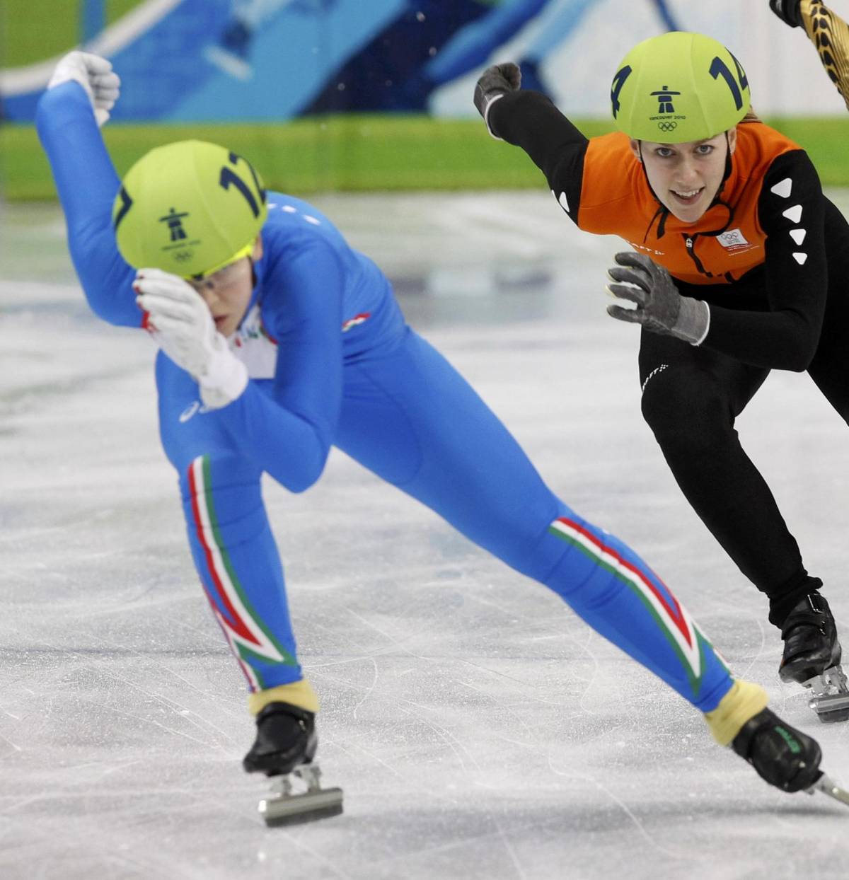 Short track Azzurre senza finale, tifosi senza spogliarello