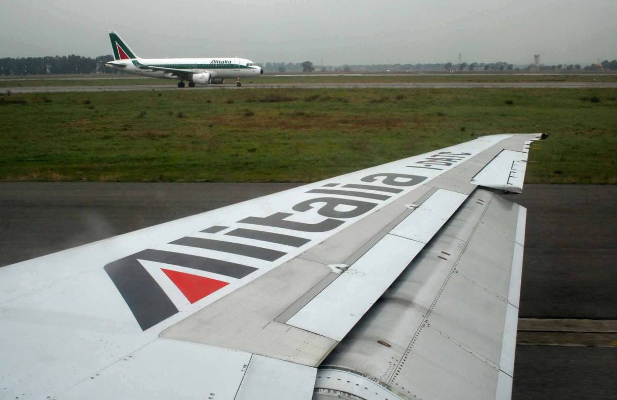 Egitto, falso allarme bomba su un volo dell'Alitalia