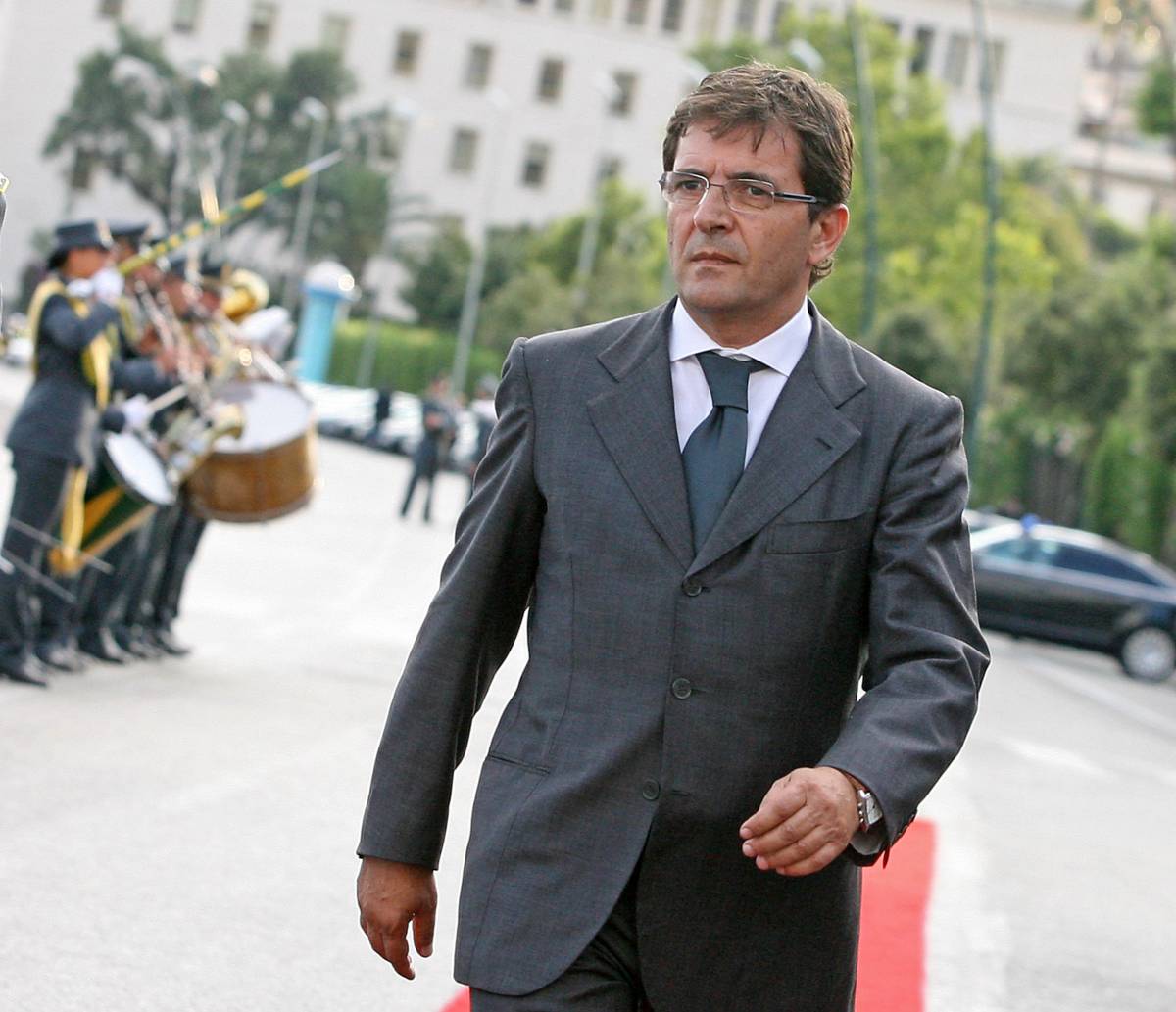 Pdl, Cosentino lascia: non è più sottosegretario 
Premier: "Ha la mia stima, respingo dimissioni"