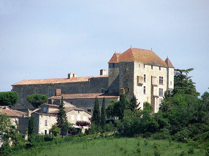 Francia, ora i monumenti vuoti   
diventano alberghi di lusso