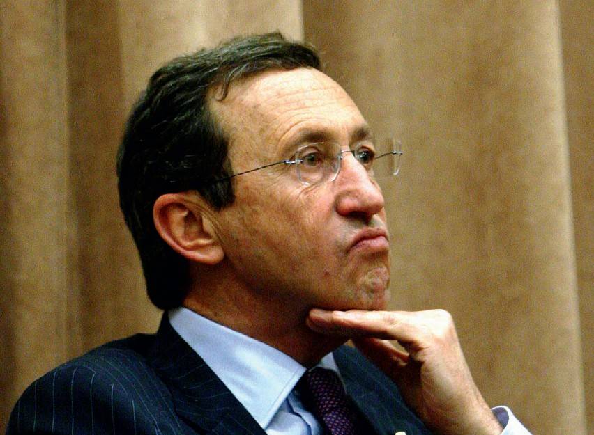 Fini e lo scippo del Pdl An prepara la scalata: "Più forti sul territorio"