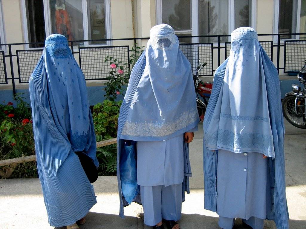 Il club anti-burqa ora s’allarga   
In Europa non lo vuole nessuno