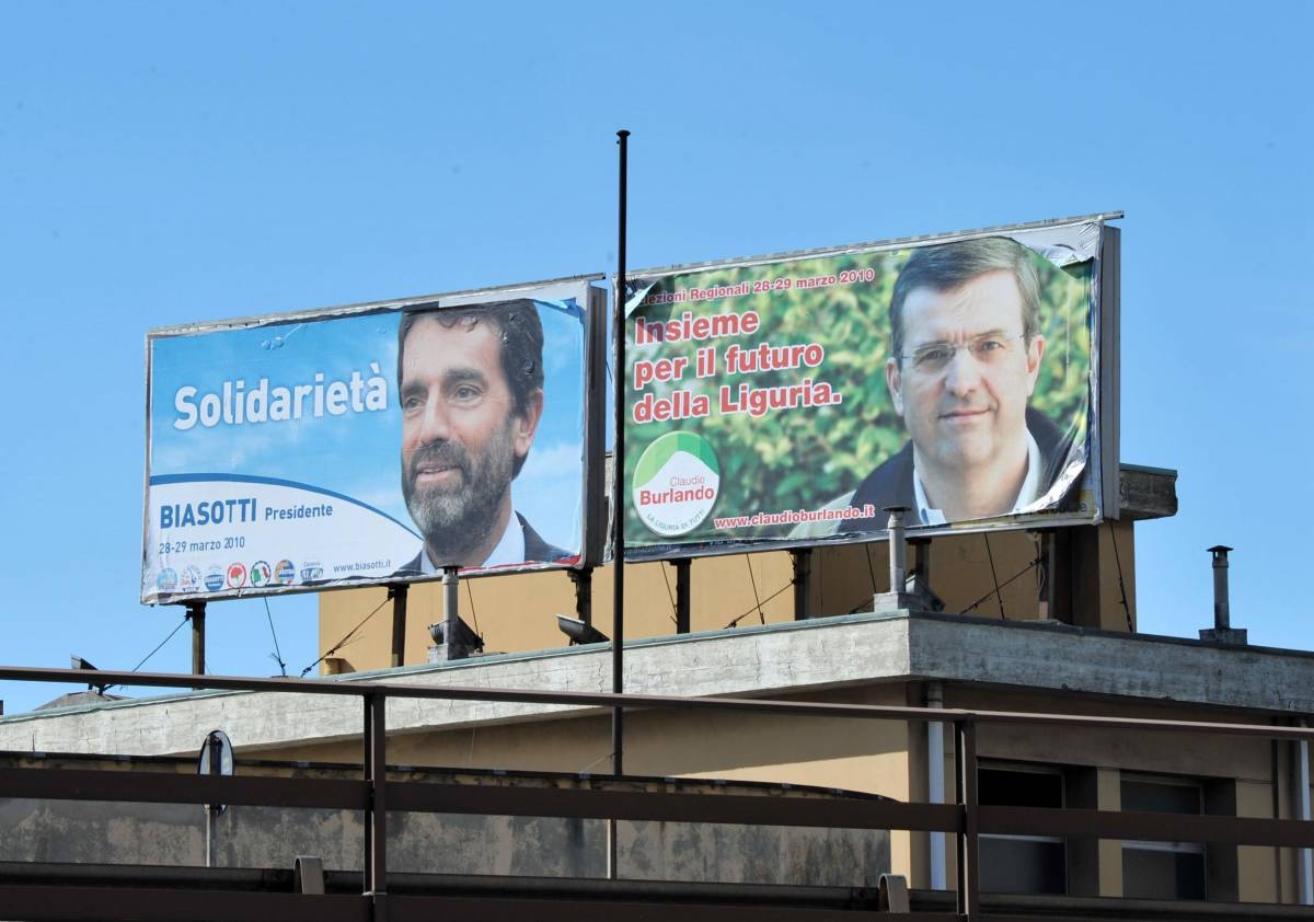 Genova matrigna  con la voce che non canta a sinistra