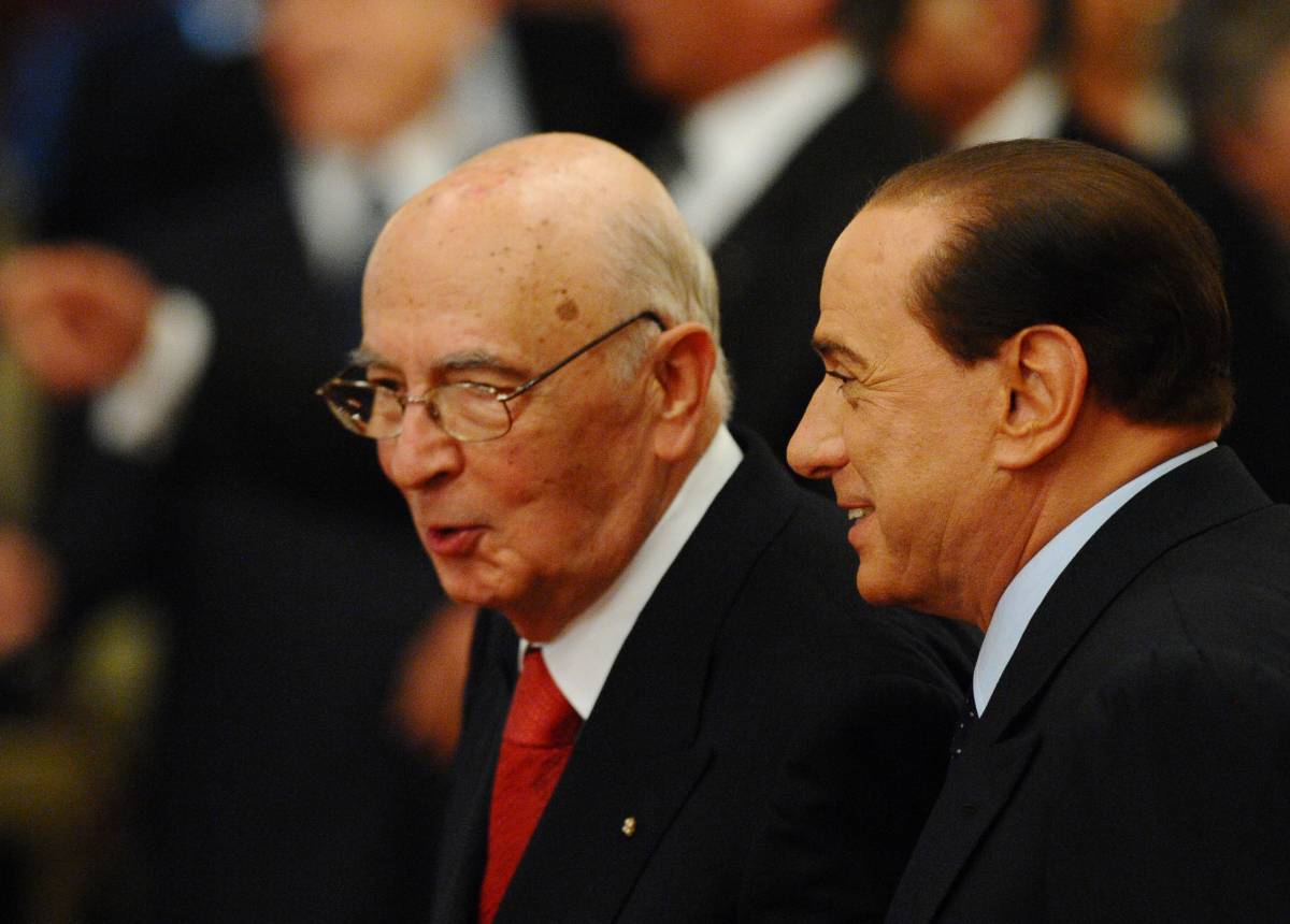 Caos liste, il Quirinale frena sul decreto 
E Berlusconi fa slittare il Cdm a oggi