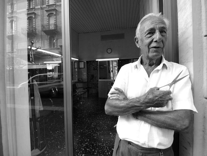 Milanesi: ecco Mimmo, 
parrucchiere in via Sarpi