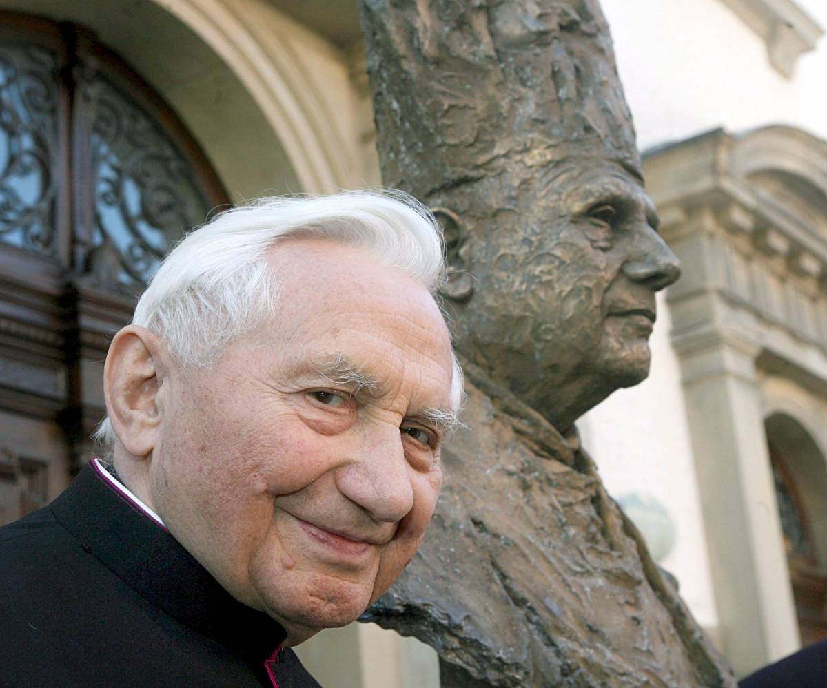 Georg Ratzinger si scusa per gli abusi nel coro