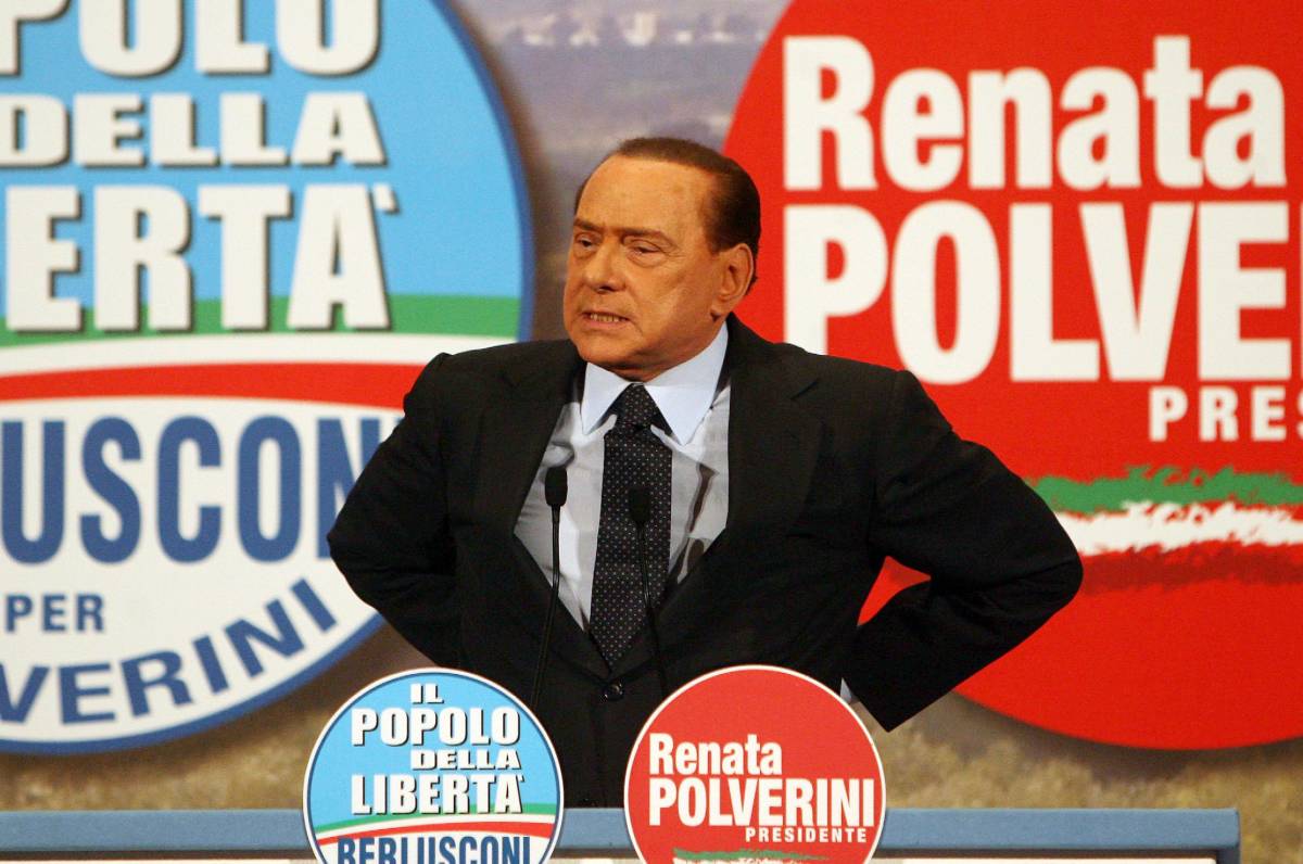 Regionali, Berlusconi: "C'è disegno contro di noi"