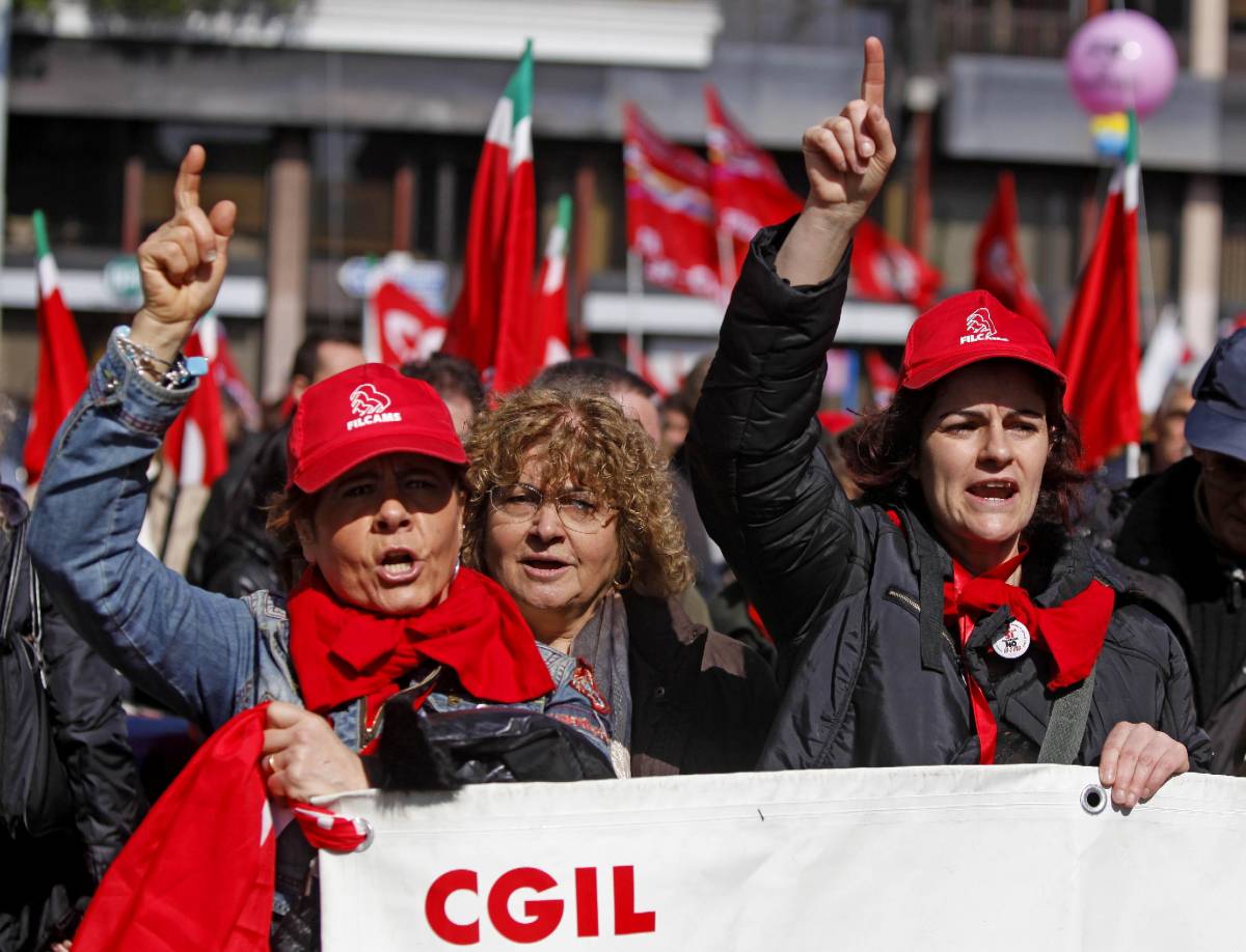 Puglia, furbizie sindacali: 
la Cgil licenzia e riassume 
(ma alla metà del prezzo)