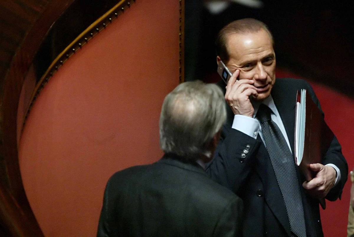 Berlusconi intercettato: "Piano per uccidermi"