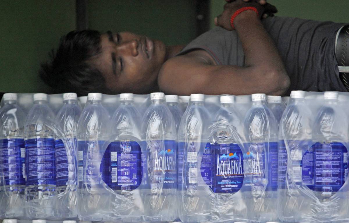 Acqua, il mondo ha sete: 
8 milioni i morti all'anno
