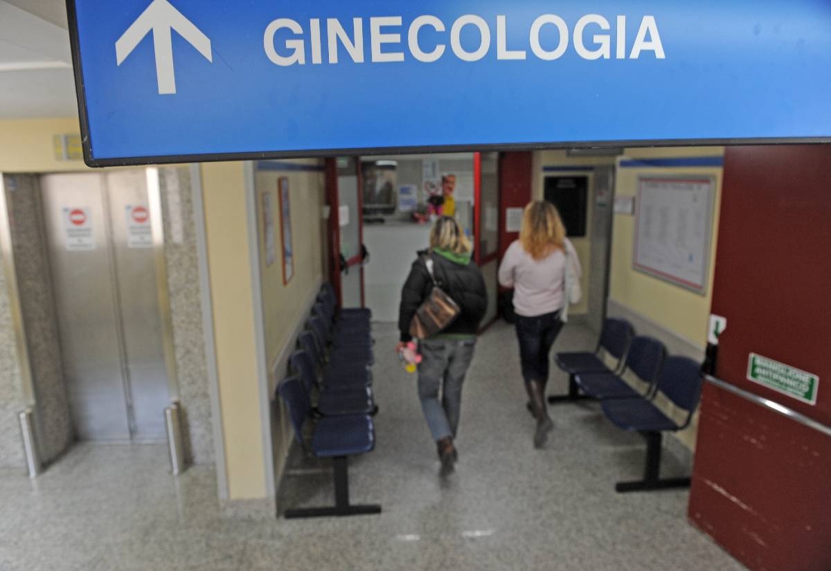 Palermo, ginecologo violenta una paziente: incastrato da un video