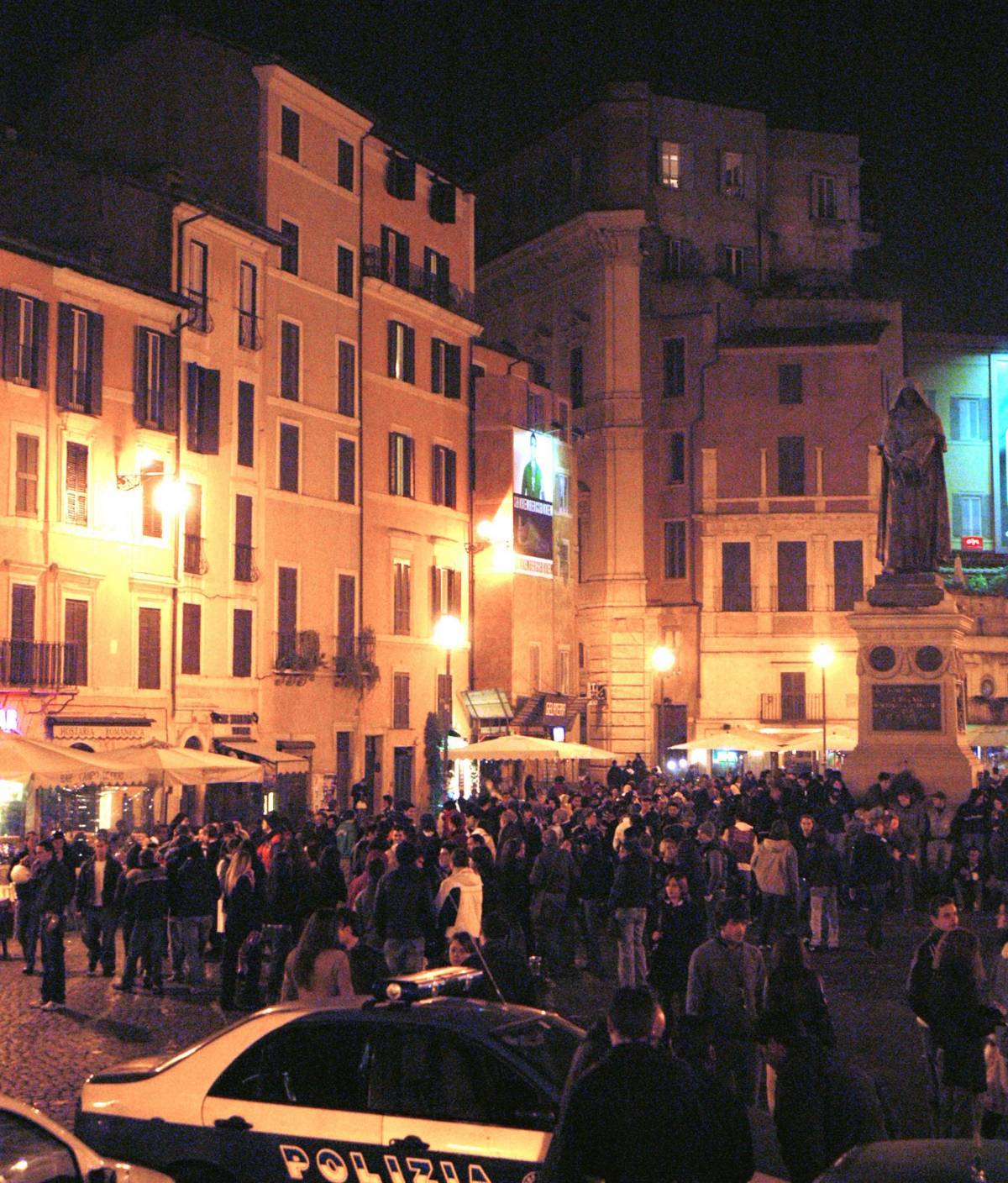 Dopo il raid a Campo de’ Fiori nuovo giro di vite del Comune